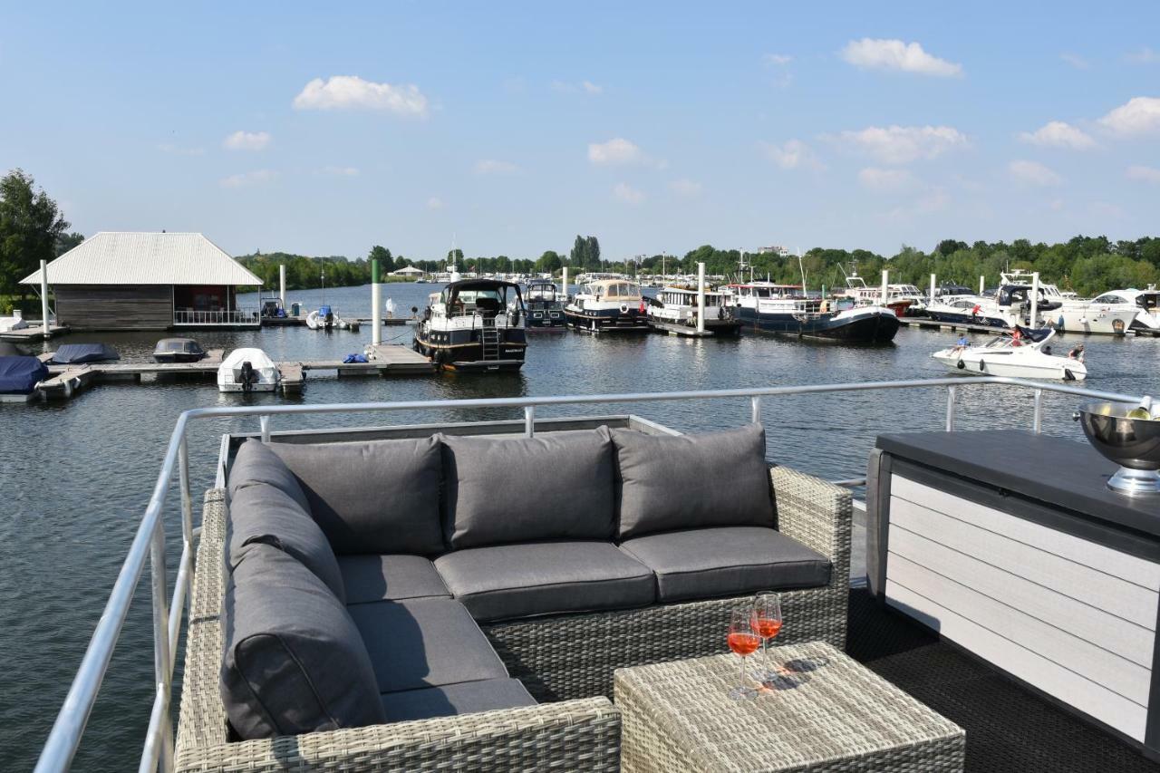 Cosy Floating Boatlodge, "Paris" Maastricht Buitenkant foto
